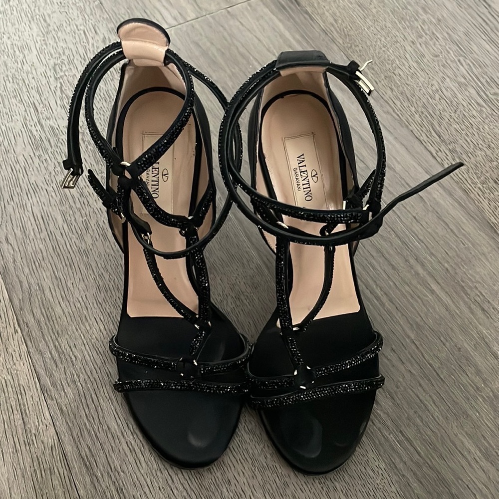 Valentino Garavani Heels - Size 37.5